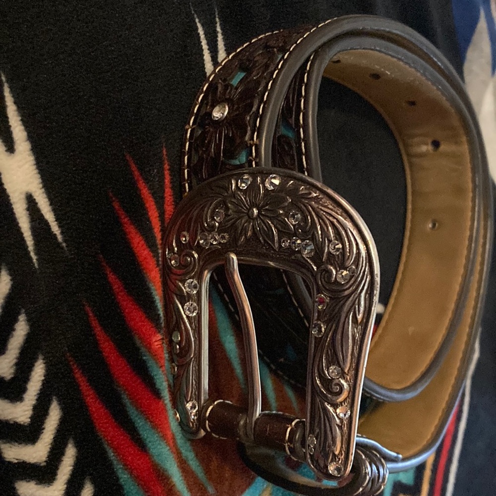 26 inch teal belt